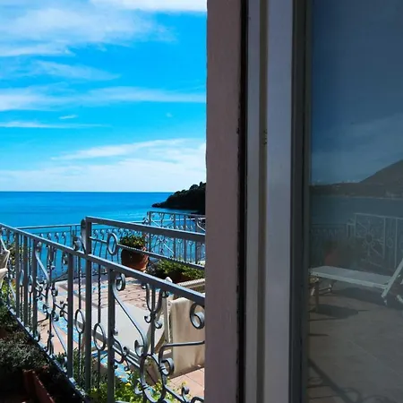 Grand Il Ninfeo Hotel 4*
