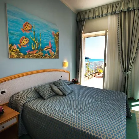 Hotel Grand Il Ninfeo 4*