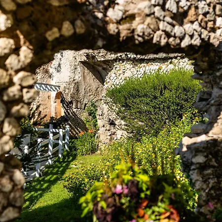 Grand Il Ninfeo Gaeta