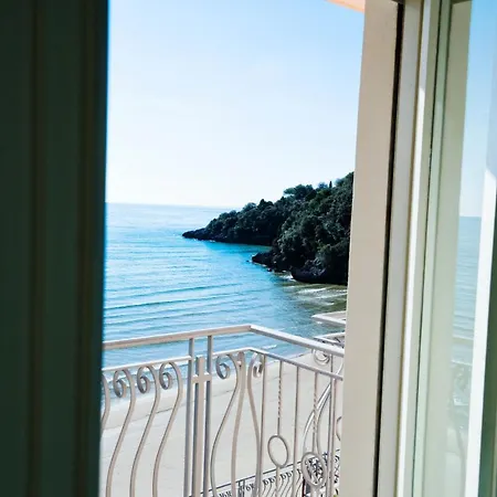 Grand Il Ninfeo Hotel 4*